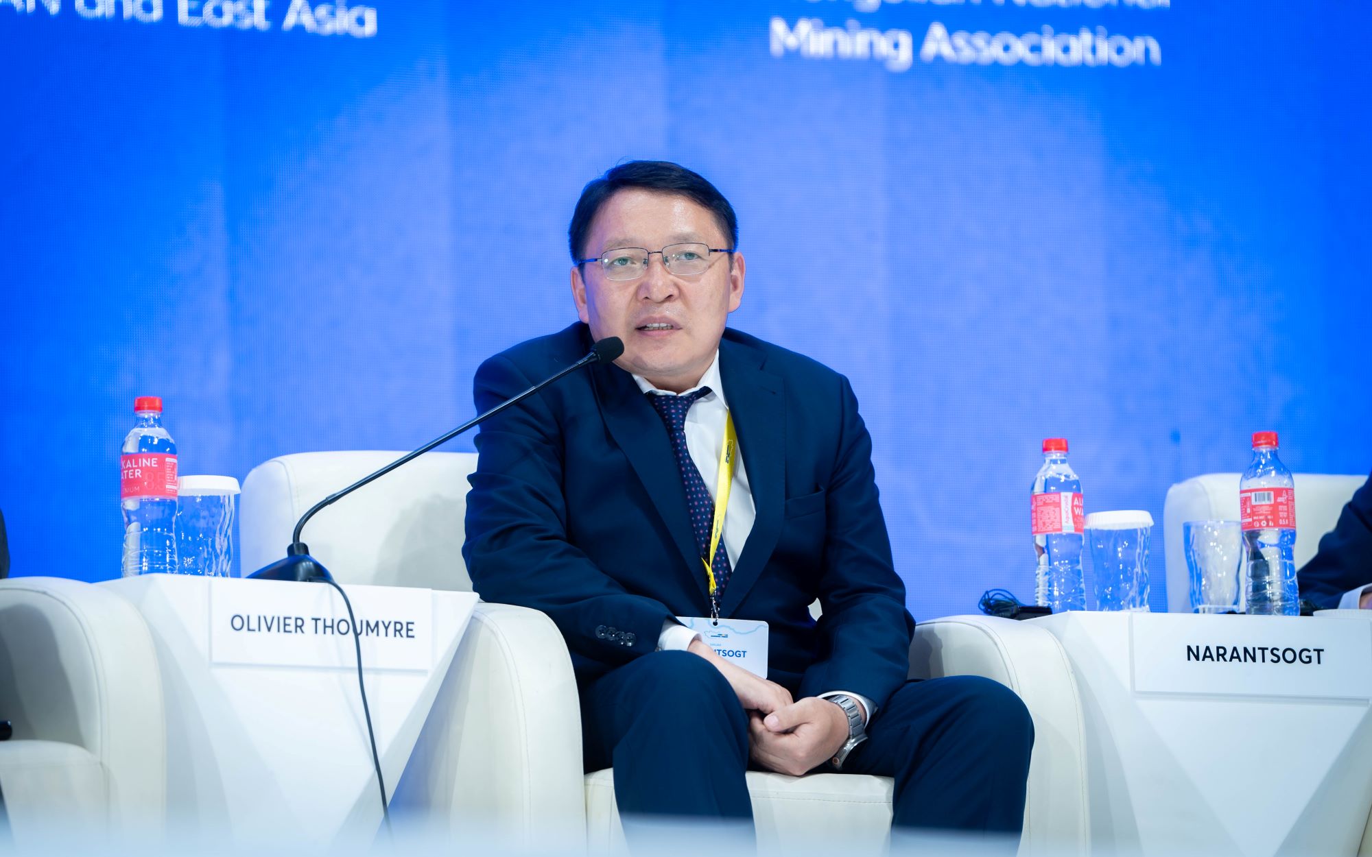 Монголбанкны ерөнхийлөгчид нэр дэвшигч С.Наранцогттой хийх сонсгол өнөөдөр болно