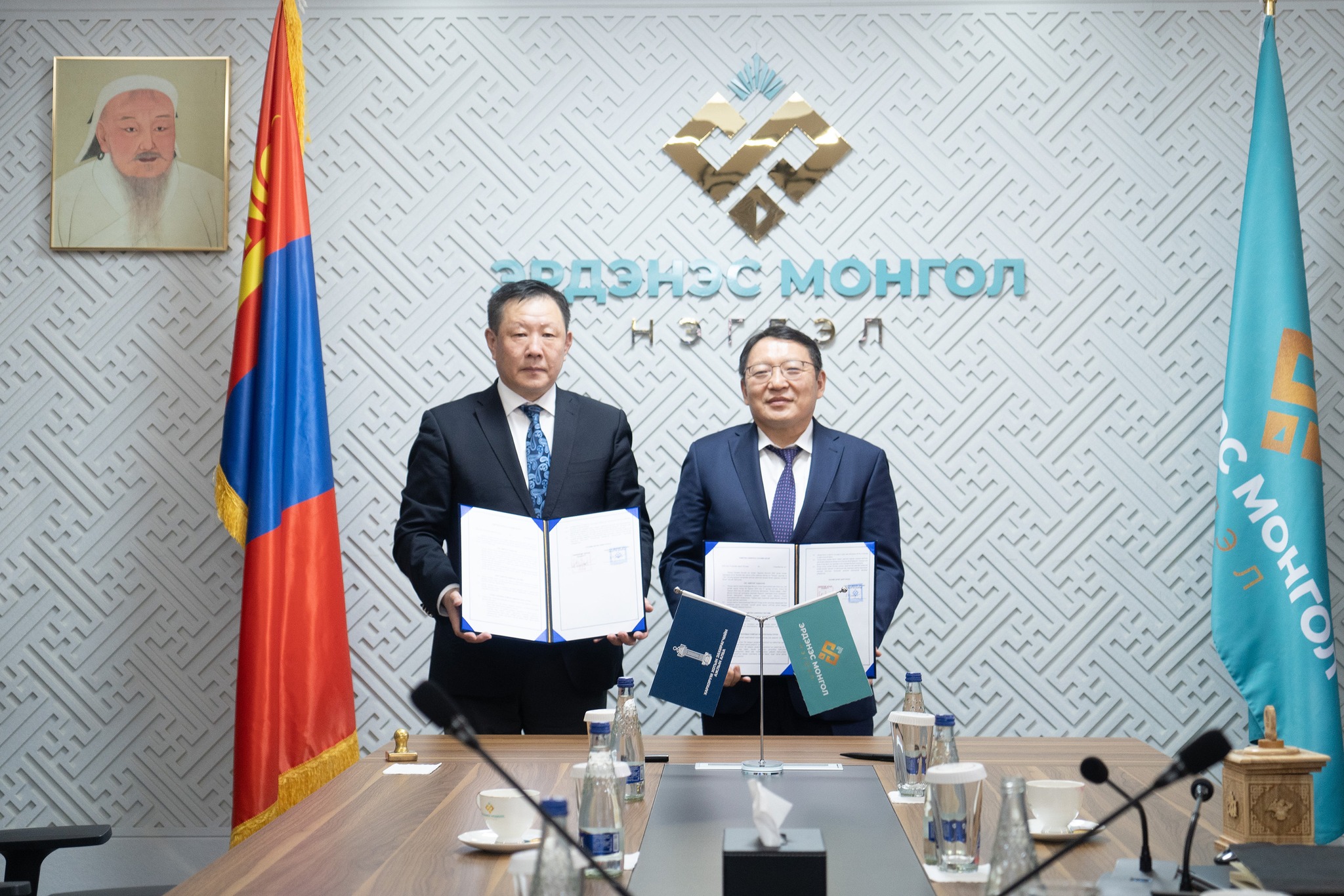 Хархорум хотын бүтээн байгуулалтад  “Эрдэнэс Монгол”  нэгдэл хамтран ажиллах санамж бичиг байгууллаа
