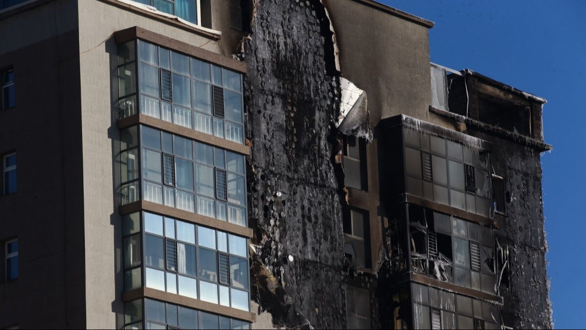 Дэлбэрэлтэд өртсөн Дүнжингаравын 207-р байрыг буулгаж дуусжээ