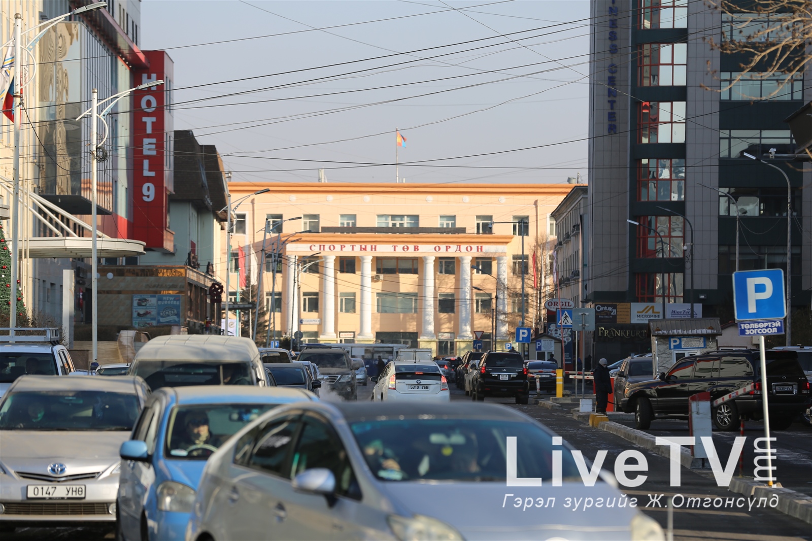 Такси үйлчилгээ эрхлэх аж ахуйн нэгжүүд өөрсдийн хүссэн загварын машинаас сонгоно