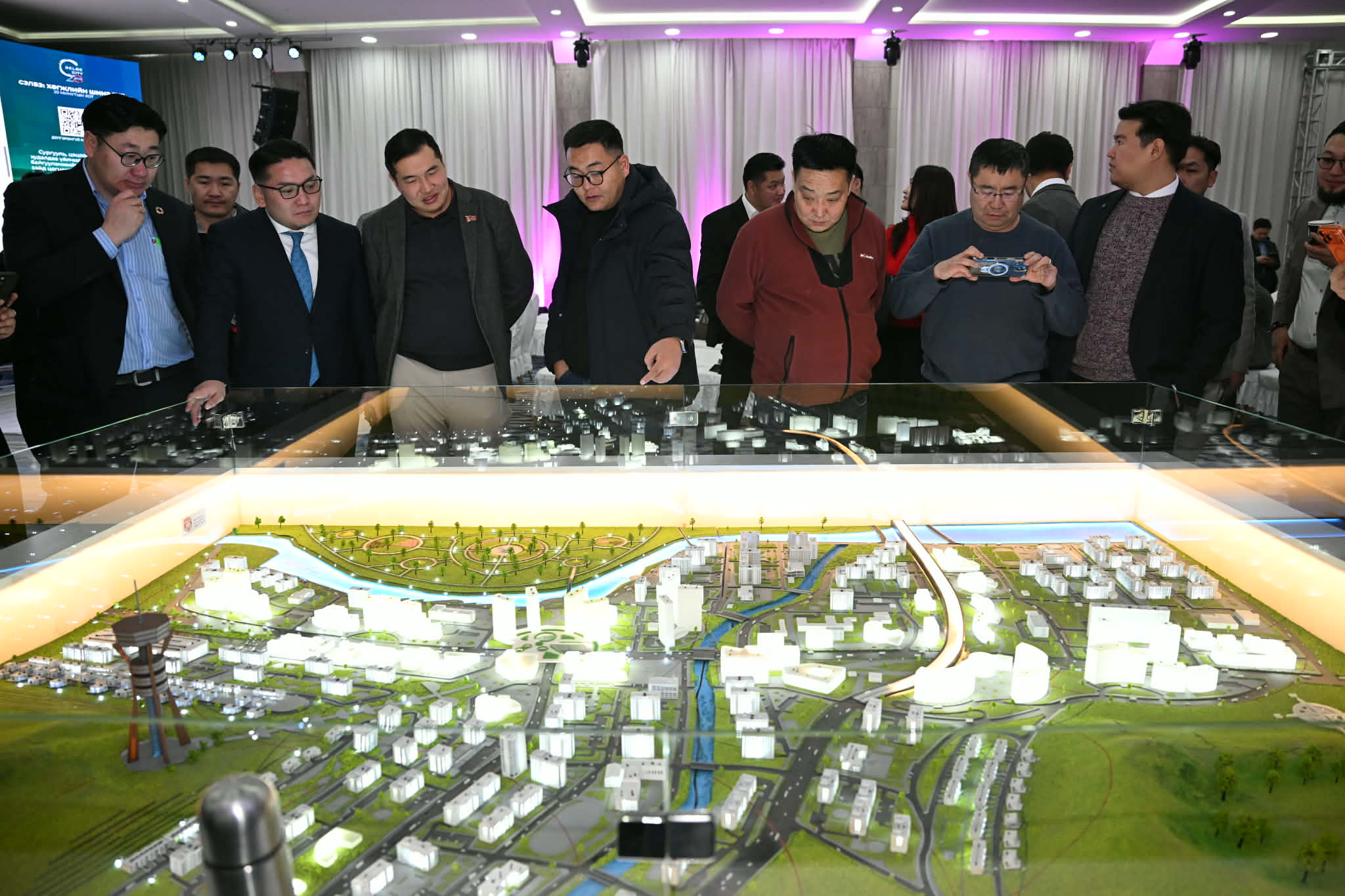 🔴“Сэлбэ 20 минутын хот"-ын олон нийтийн бүсэд төсөл хэрэгжүүлэх нээлттэй сонгон шалгаруулалтыг зарлалаа