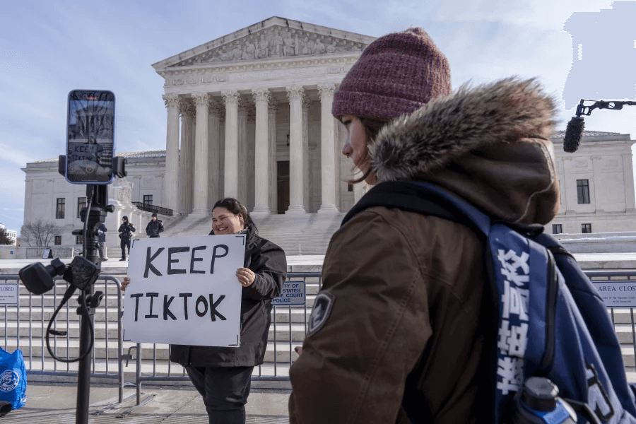 ТикТок платформ АНУ-д хориглуулах эрсдэлээс мултарч шинэ гэрээ байгууллаа