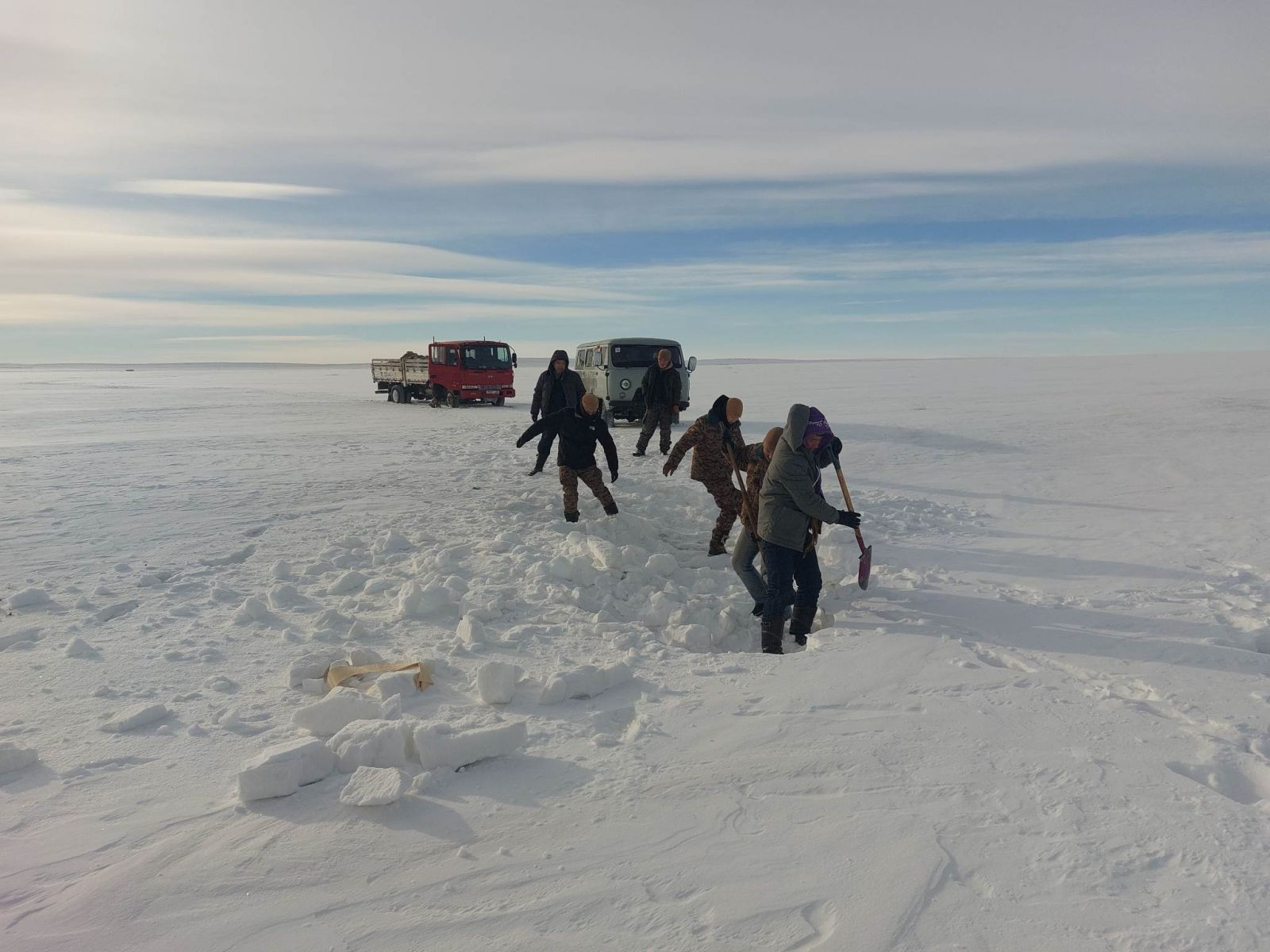 Сураггүй алга болсон хоёр иргэнийг эсэн мэнд олжээ