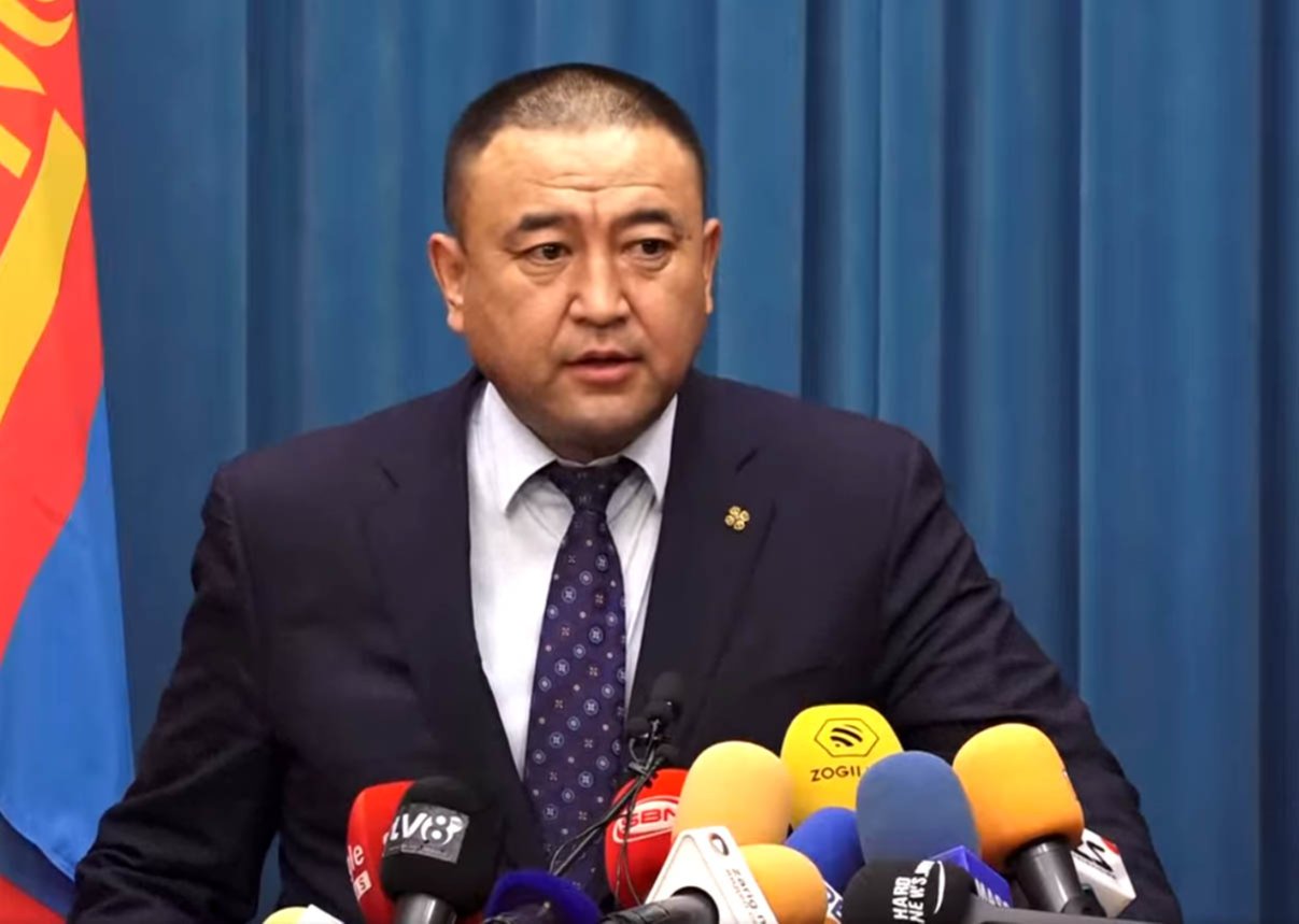 Б.Чойжилсүрэн сайдад 30 хоногийн хугацаа өгсөн нь “Огцруулна” гэсэн үг