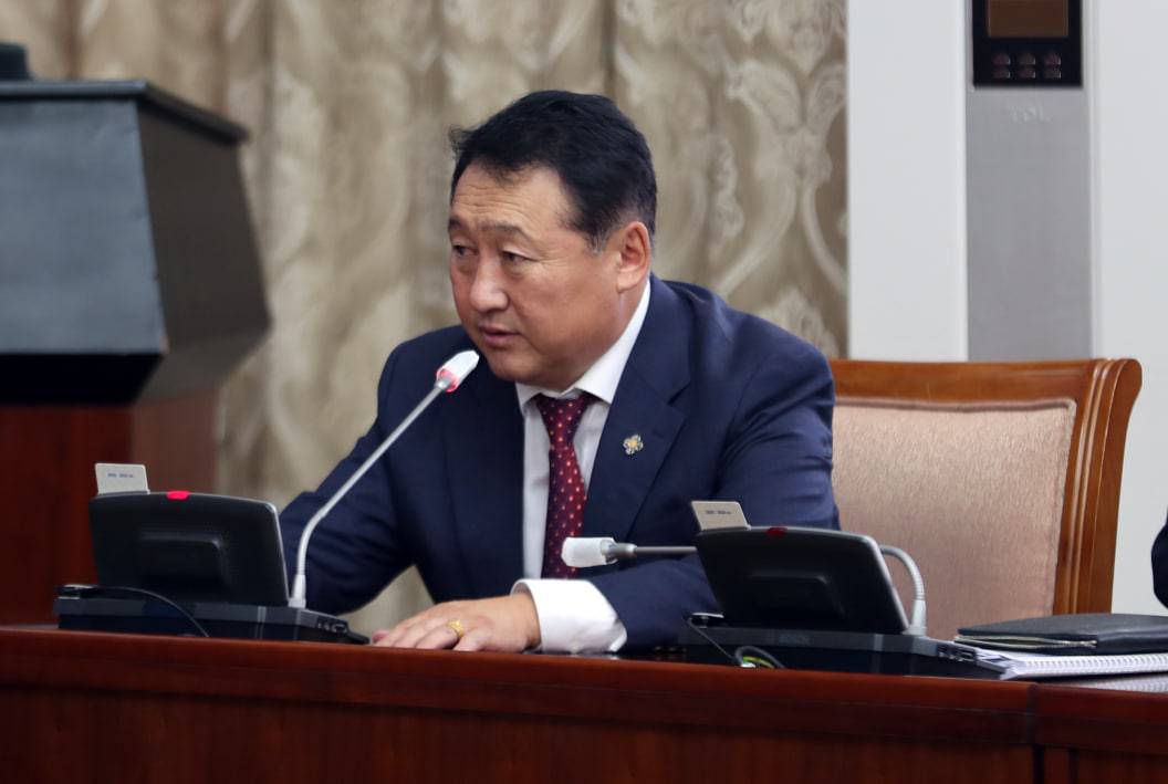 Д.Тогтохсүрэнг хятадуудаас онц их хэмжээний хахууль авсан хэрэгт нэмж шалгаж байна