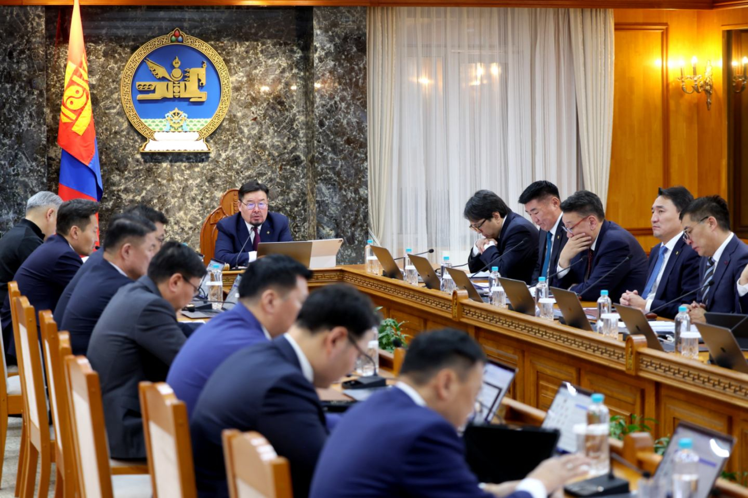 Тавантолгой-Гашуунсухайт чиглэлийн хүнд даацын авто замыг есдүгээр сард ашиглалтад оруулахыг үүрэг болгов