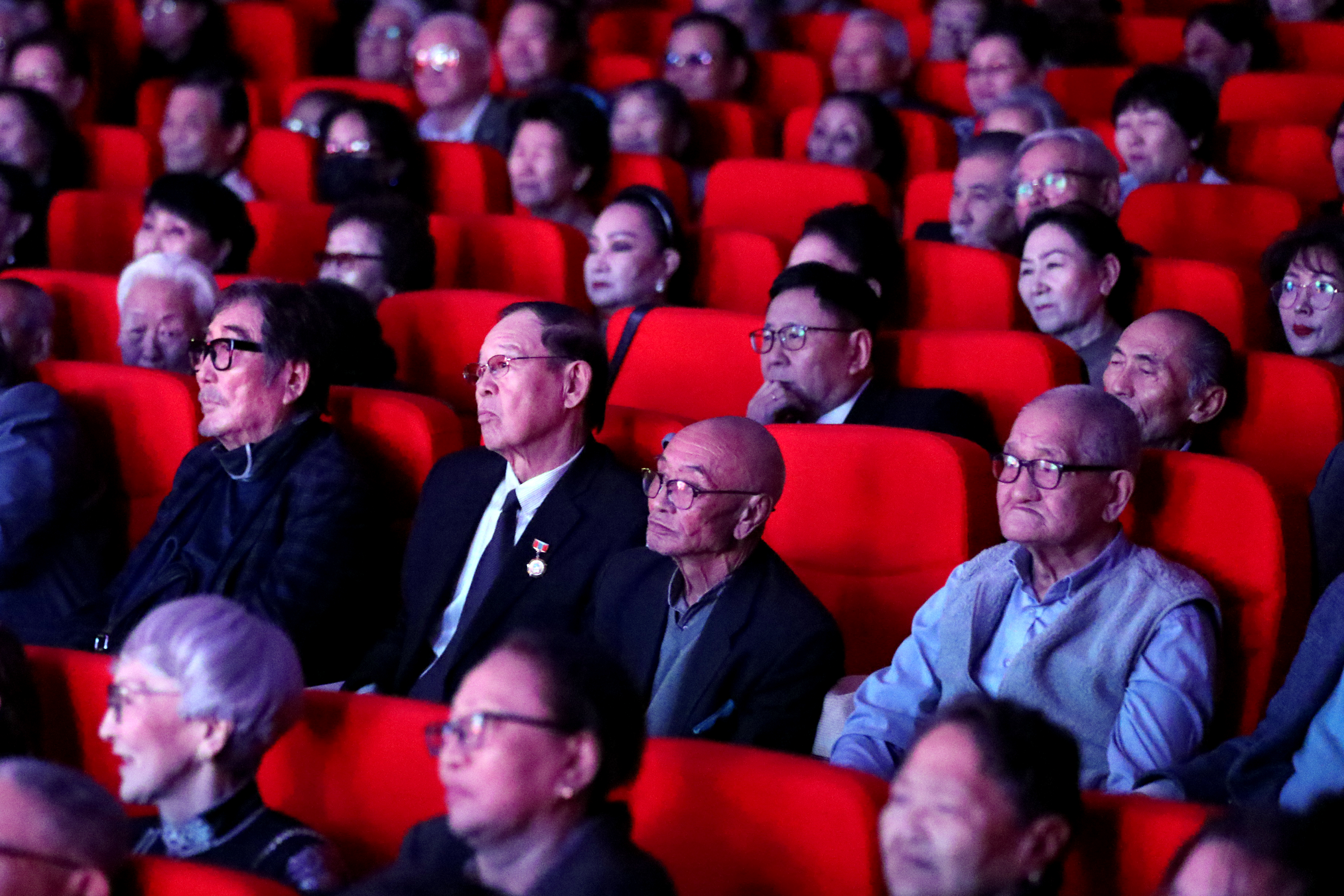 1 сар 1 сэдэв: Ахмадуудын тэтгэврийн зээл