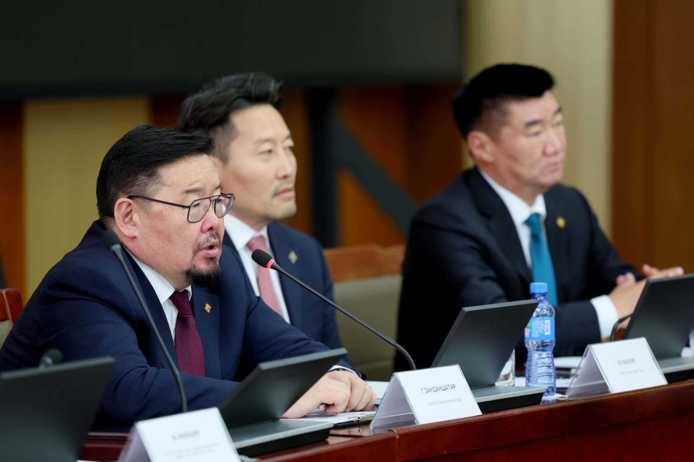 Үндэсний баялгийн сангийн тухай хууль батлагдсанаар төрөлжсөн сангуудад 6.7 их наяд төгрөг төвлөрчээ