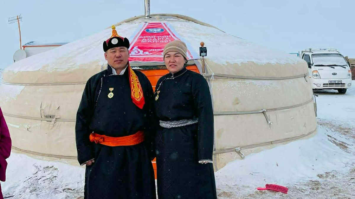 Н.Бямбажав: Дуртай ажлаа аз жаргалтай хийнэ гэдэг чинь л амжилт авчирдаг юм