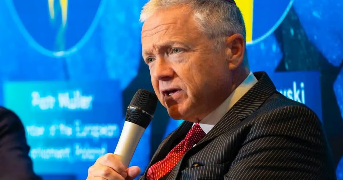 АНУ-ын Элчин сайдын яам Польшийн Сеймийн даргатай харилцаагаа тасаллаа