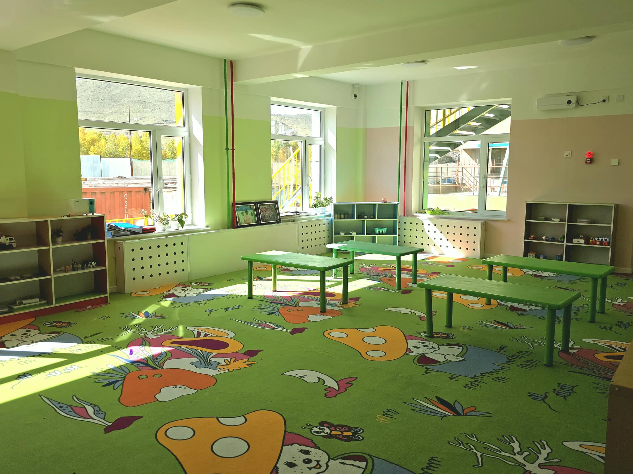 Цэцэрлэгийн багш нар хоёр настай хүүхдүүдийн биед халдаж, хүч хэрэглэсэн нь тогтоогджээ