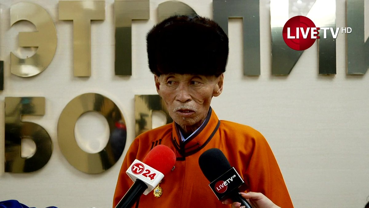 🔴Сар шинийн баярыг тохиолдуулан төрийн дээд цол, одон, медаль хүртсэн эрхмүүдийн сэтгэгдлийг хүргэж байна