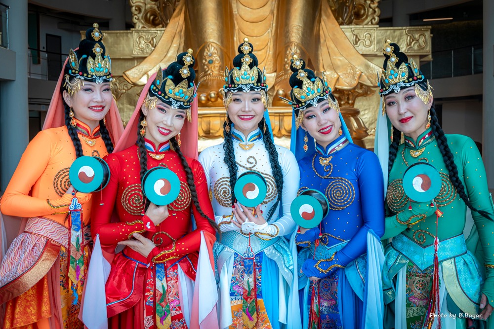 Завханы зүүн, Говь-Алтайн хойд хэсгээр цасан шуурга шуурна