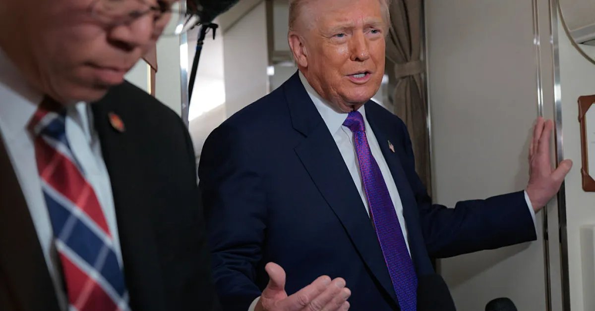 Ерөнхийлөгч Трамп үл мэдэгдэх нисдэг биеттэй холбоотой нууц баримтуудыг ил болгох тушаал өглөө