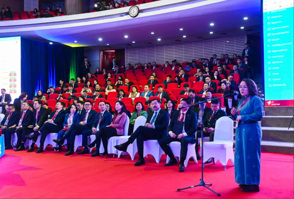 Бодлогын хороод санал, зөвлөмжөө Бага хурлын нэгдсэн хуралдаанд танилцууллаа