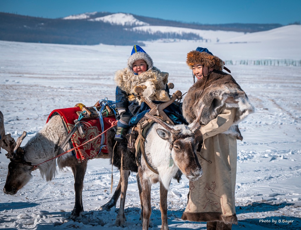 Монгол-Алтайн уулархаг нутгаар нойтон цас орно