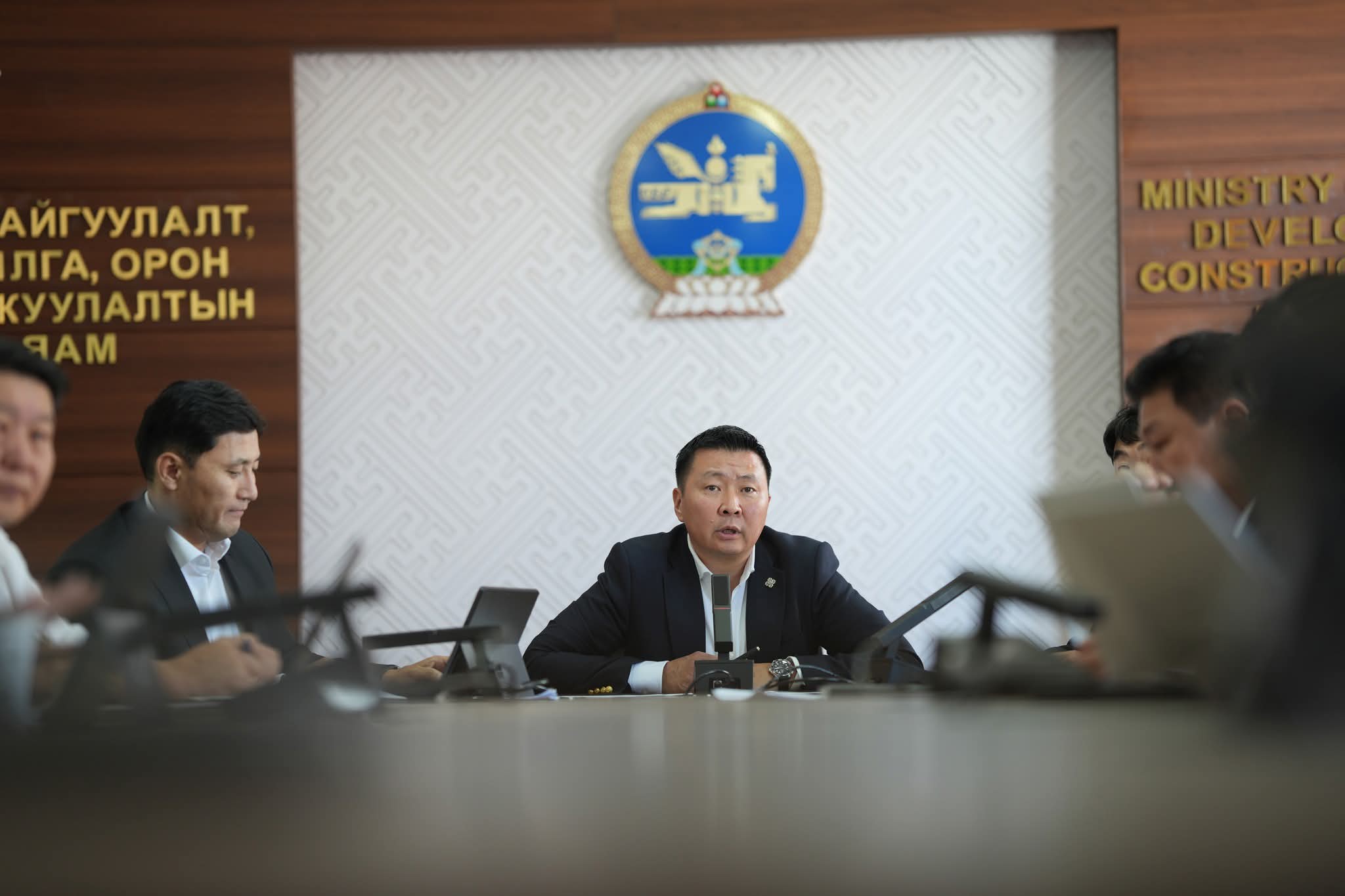 Э.Бат-Амгалан сайд дүүргийн төсвөөс 1.9 тэрбум төгрөгийн тусламж олгожээ