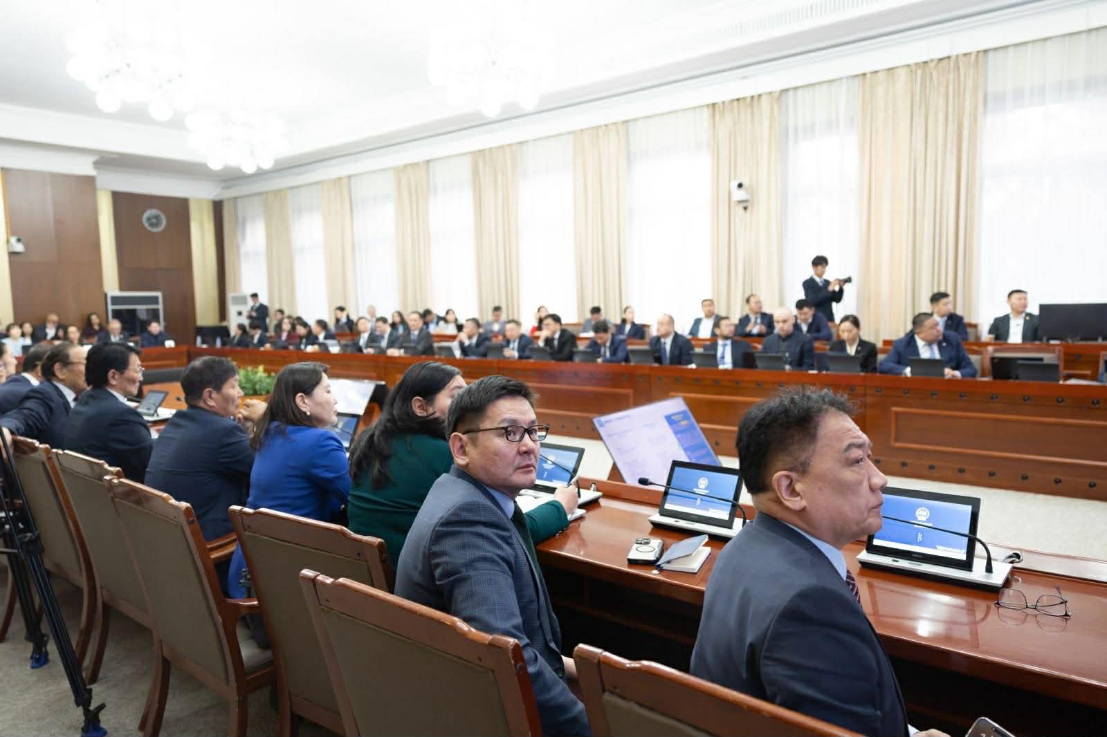 Үндэсний баялгийн сангийн орлогыг нэмэгдүүлэх, хөрөнгийг арвижуулах хэлэлцүүлэг боллоо