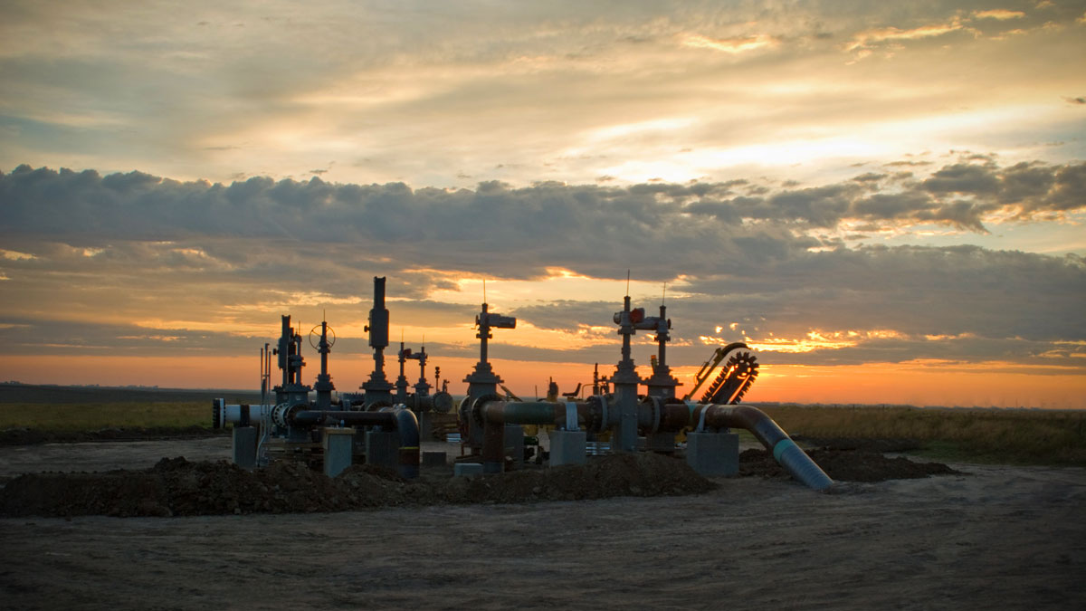 Олон улсын эрчим хүчний агентлаг газрын тосны хямралын эсрэг 10 алхамт төлөвлөгөө гаргав