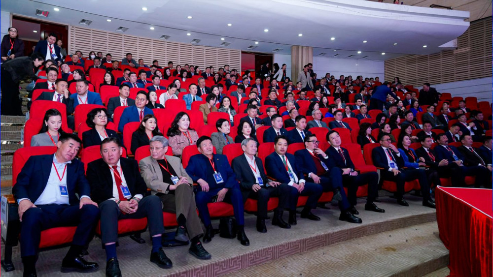 МАН-ын Бага хурлын III хуралдаан эхэллээ