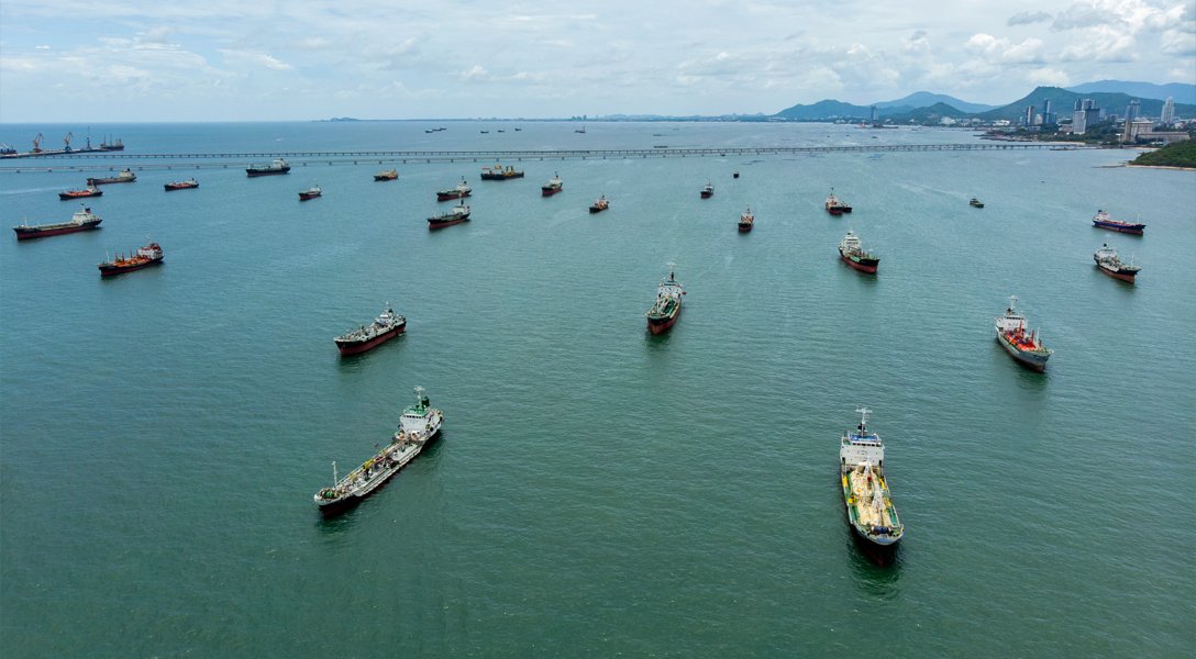 Нефтийн хямрал бүрийн дараа эдийн засгийн томоохон уналт болдог гэв