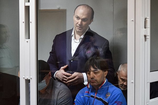 Оросын зартай гэмт бүлэглэлийн толгойлогч "Том Костя"-д бүх насаар нь хорих ял оноожээ