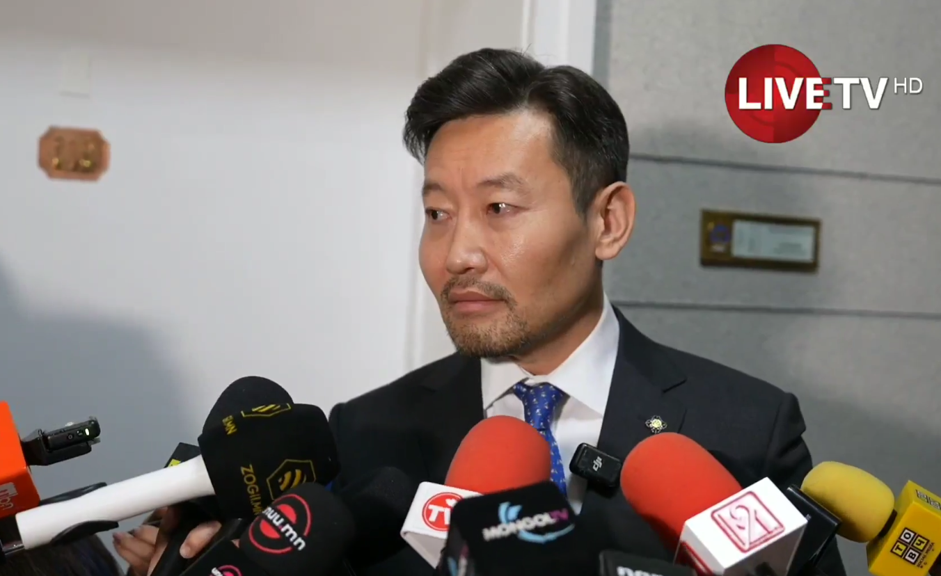 🔴Х.Ганхуяг: ОХУ-тай дизель түлшний үнийг тогтворжуулах хэлэлцээр хийх байсан ч Засгийн газрын өөрчлөлтөөс болоод явж чадсангүй