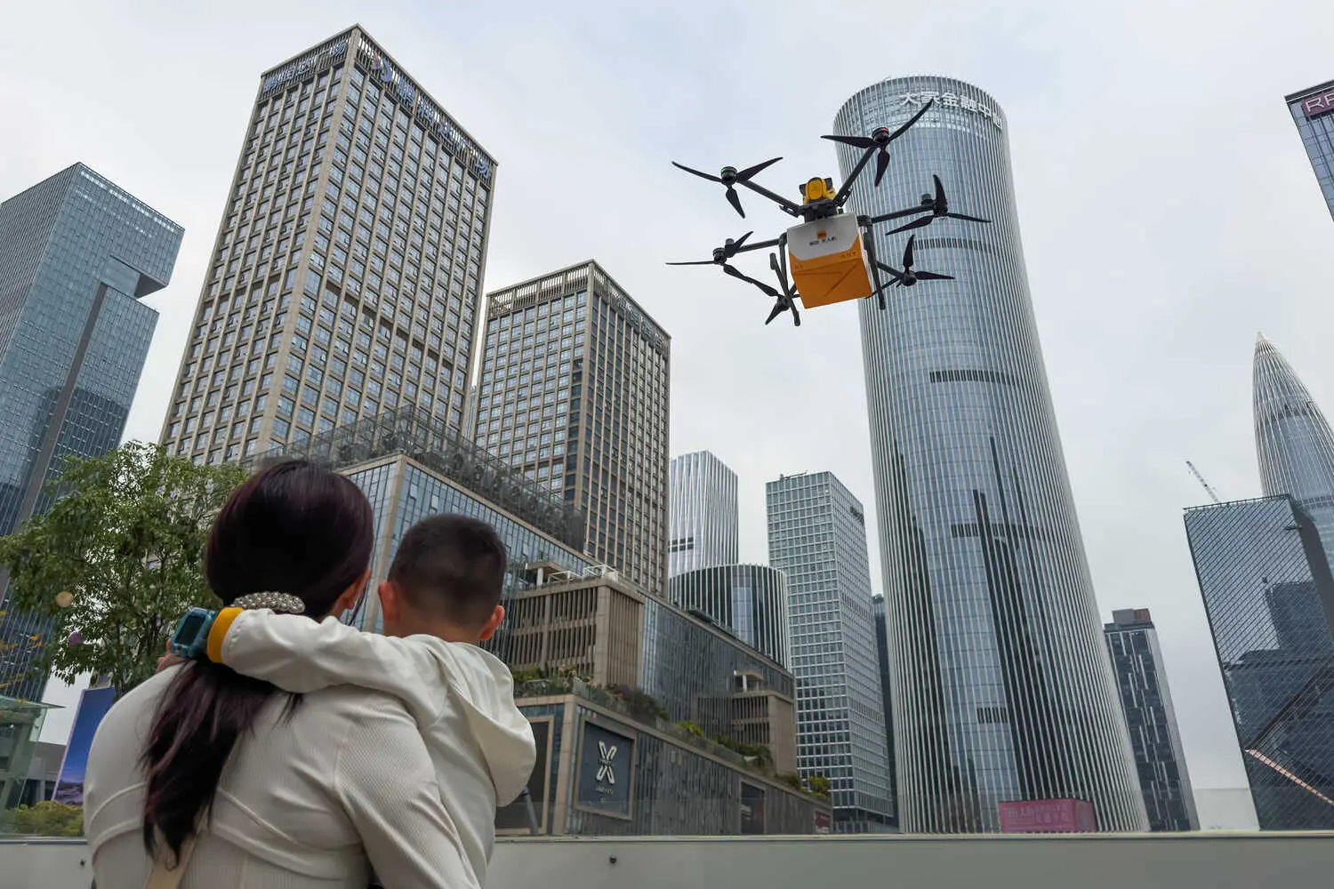 Хятад улс иргэний дрон ашиглалтад дэлхийн хамгийн хатуу хязгаарлалт тогтоолоо