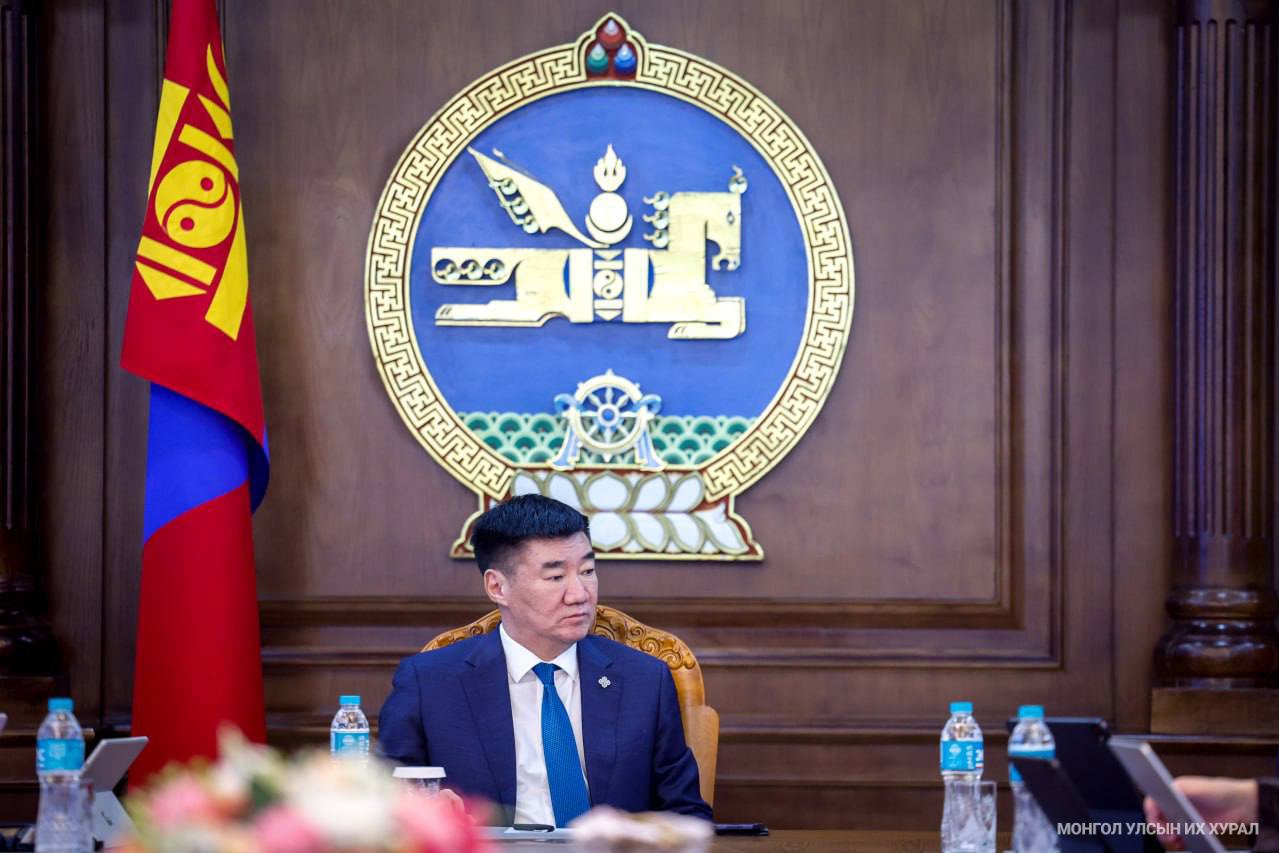 УИХ-ын дарга С.Бямбацогт Монголбанкны Ерөнхийлөгчтэй уулзаж, цаг үеийн асуудлаар санал солилцжээ