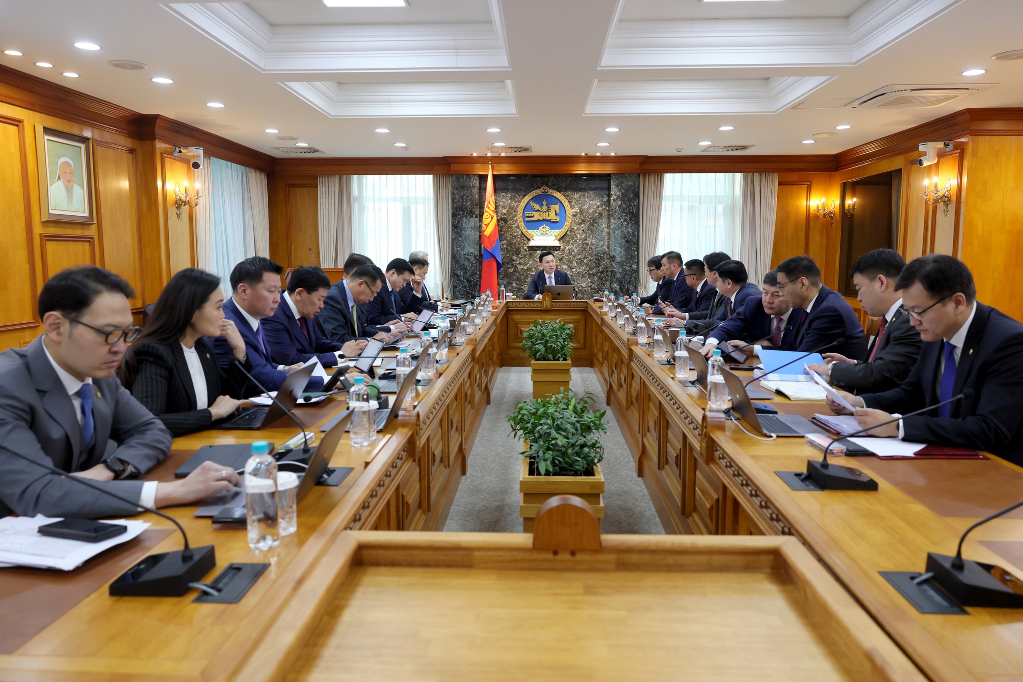 Газрын тос боловсруулах үйлдвэрийн гэрээнд өөрчлөлт оруулна