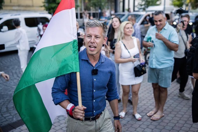 Унгарын сонгуульд Виктор Орбан ялагдаж, 16 жилийн засаглал нь төгсгөл боллоо