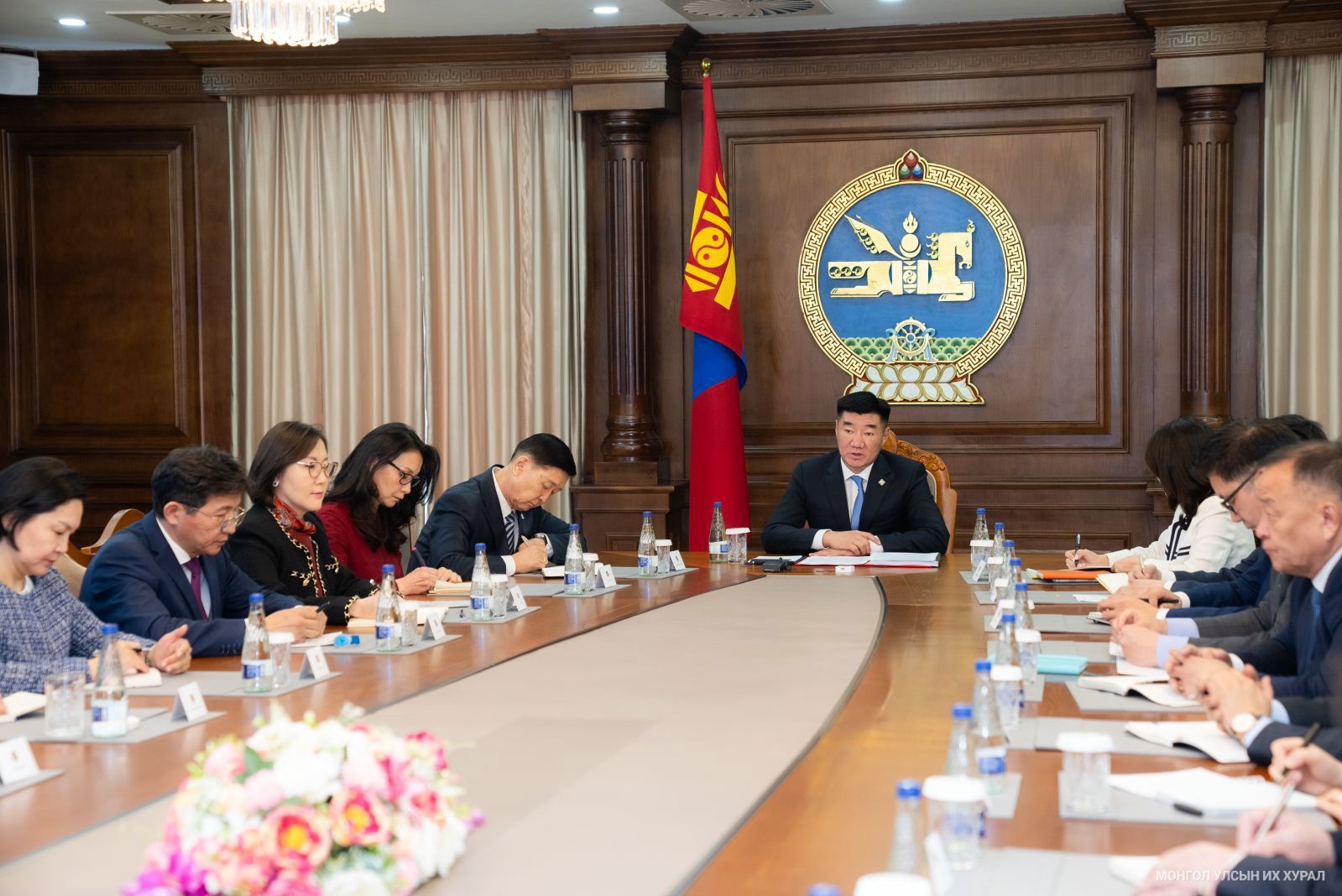 С.Бямбацогт: Хилийн чанадад суугаа монголчуудын эрх ашгийг нэн тэргүүнд тавьж, эдийн засгийн харилцааг эрчимжүүлэхэд анхаарах шаардлагатай