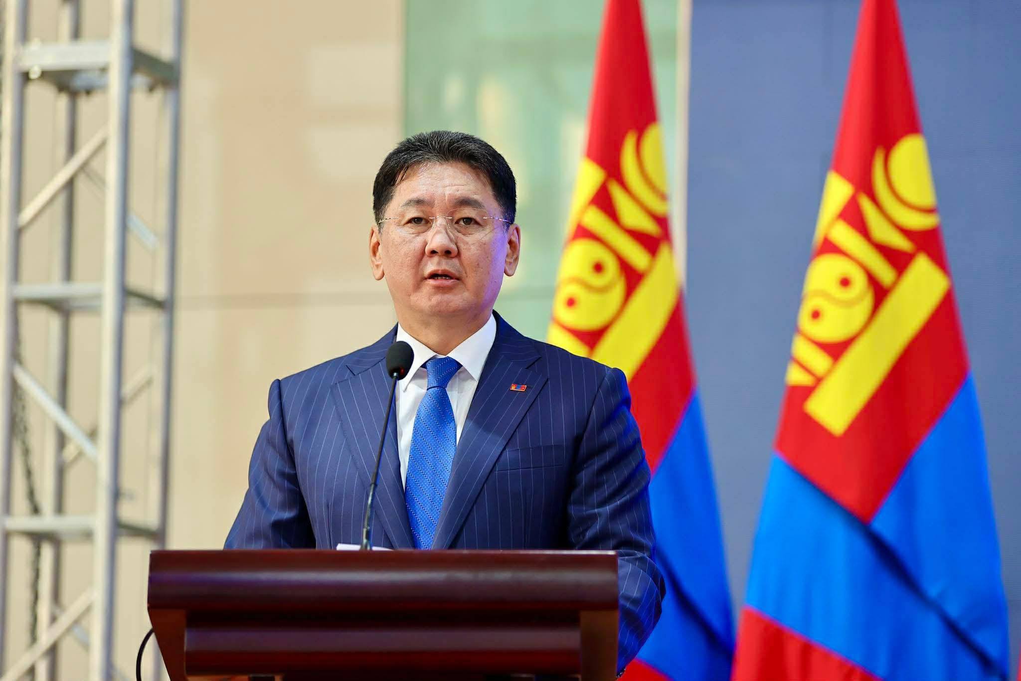 У.Хүрэлсүх: Монгол төрийн босго өндөр байгаасай гэж ард түмний захиалгаар УИХ-ын гишүүнийг эгүүлэн татах хуулийг өргөн барьсан