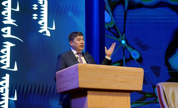 Залуучууд цалин хөлснөөс  илүү сэтгэл зүйн хувьд эрүүл, эерэг ажлын байрыг хүсэж байна