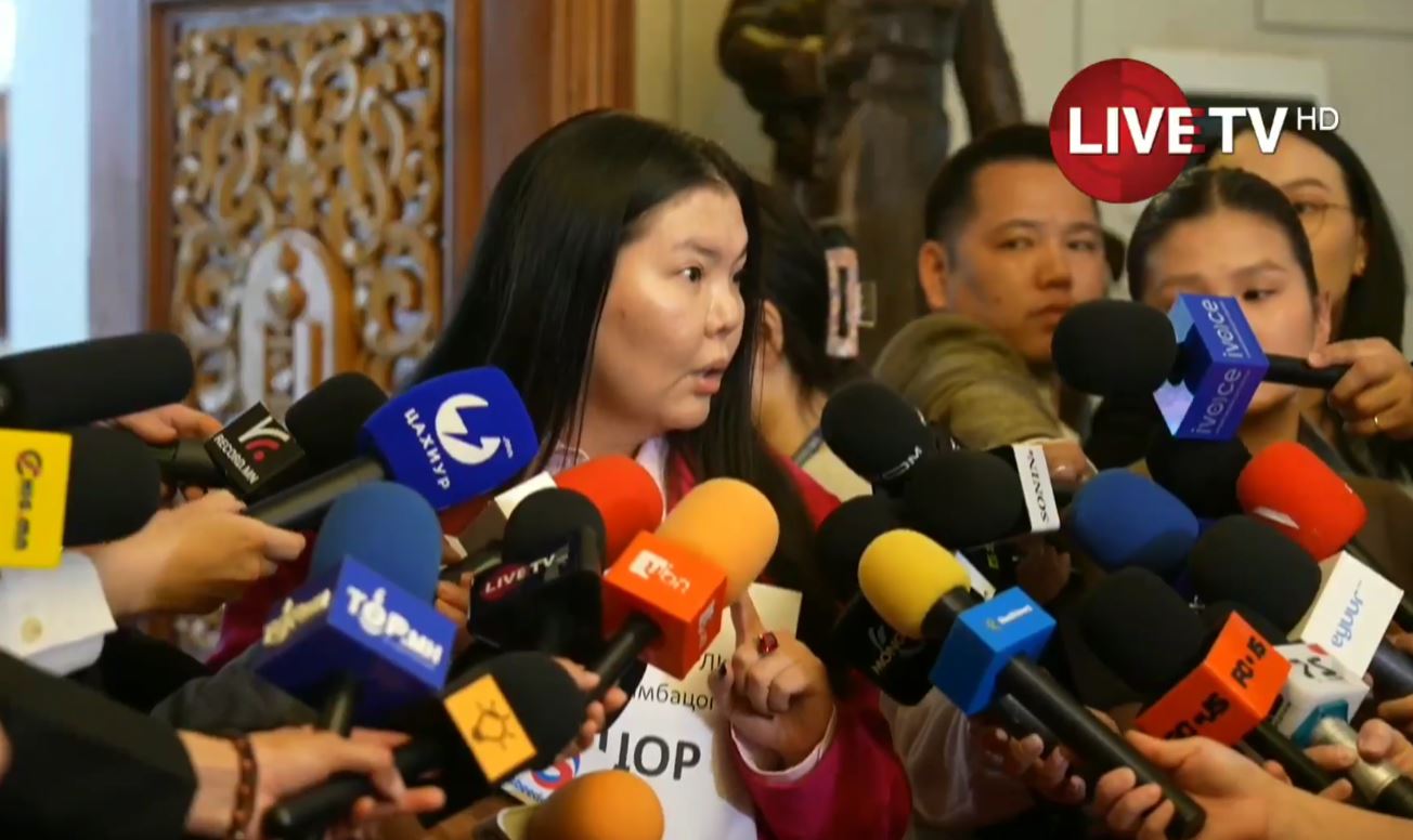 🔴М.Нарантуяа: Монгол Улсын ардчиллыг булшилсан хууль батлах гэж байна