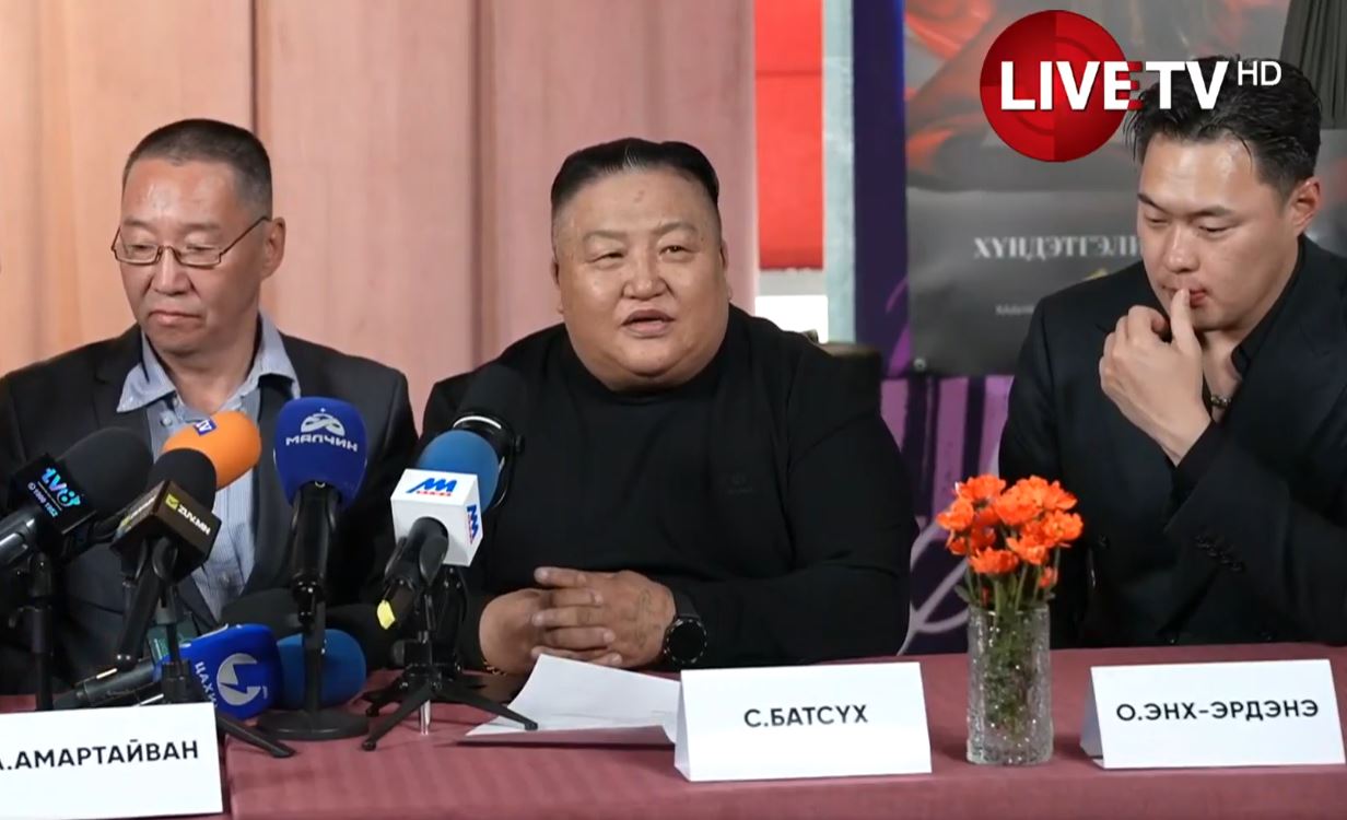 🔴"Тэмээн дээрээс наран ойрхон" тоглолт тавдугаар сарын 16-ны өдөр болно