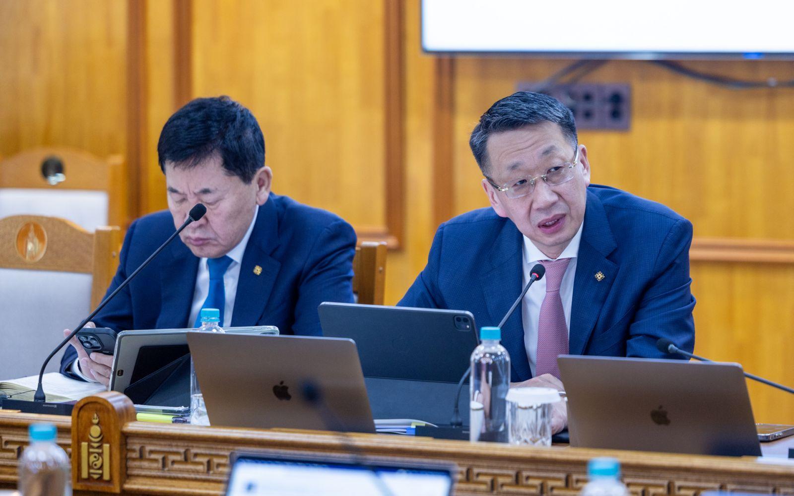 Багш, ажилчдын үндсэн цалинг 50 хувиар нэмэгдүүлж, нэмэгдэл, нэмэгдэл хөлсийг үндсэн цалингаас тооцож олгохоор боллоо