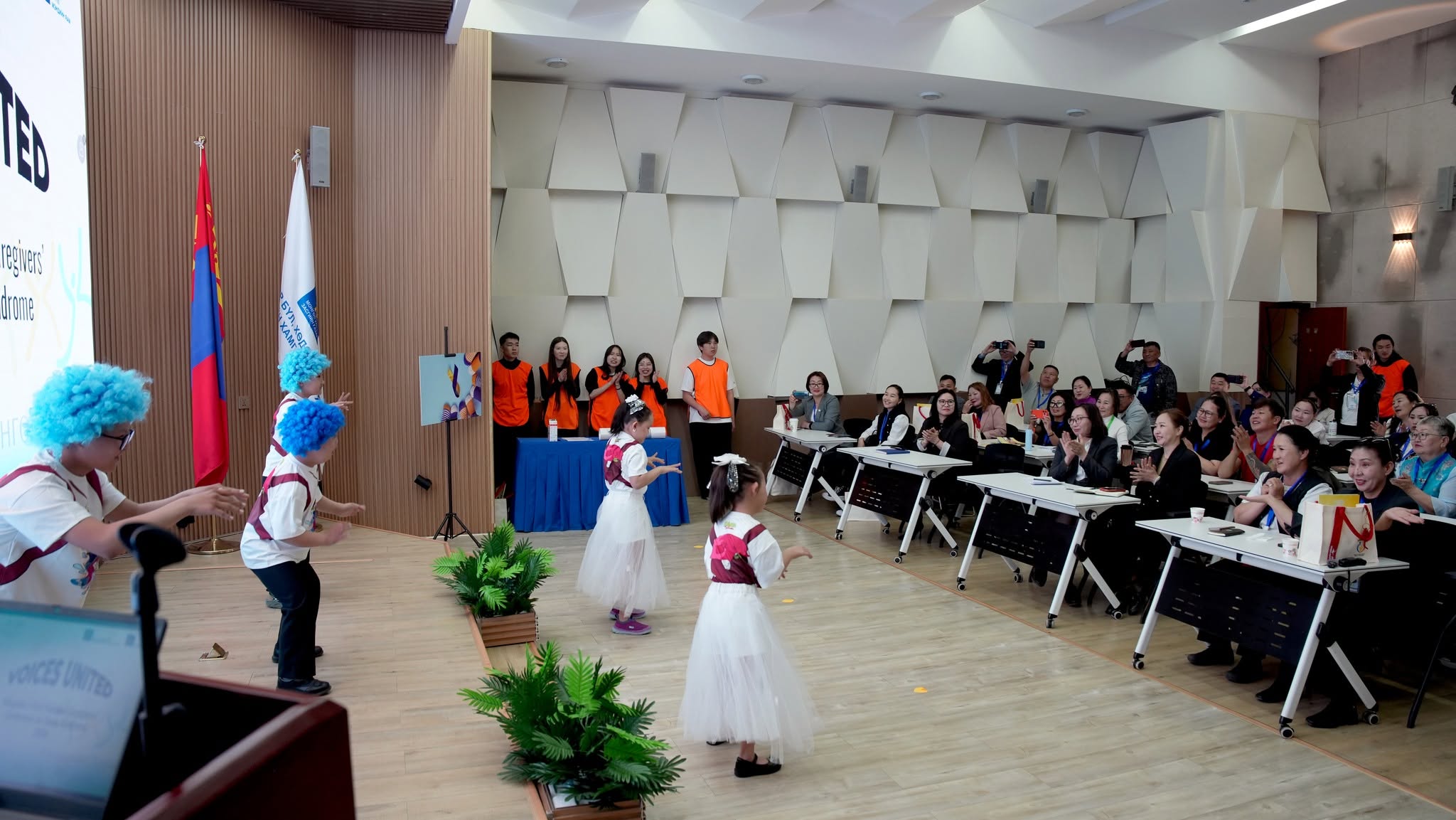 Хөгжлийн бэрхшээлтэй хүүхэд, иргэнд үзүүлэх төрийн үйлчилгээг төрөлжүүлнэ
