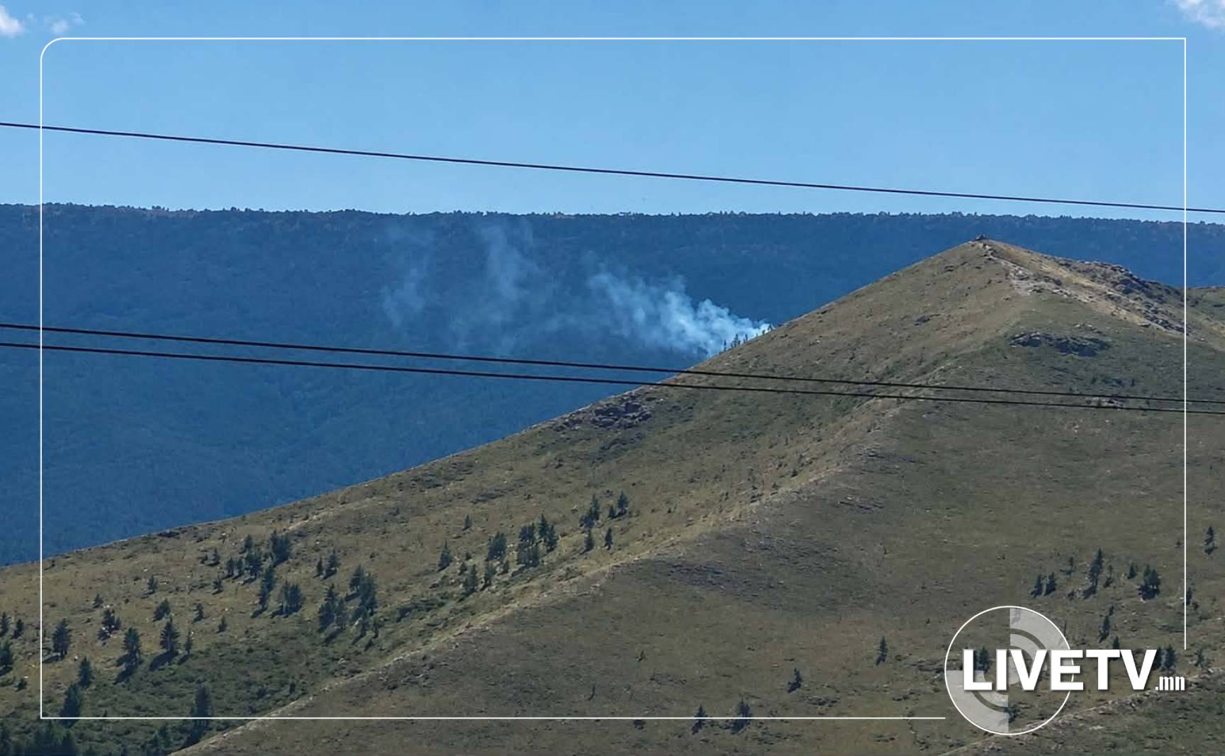 Богд ууланд гарсан ойн гал түймрийг унтраахаар ажиллаж байна