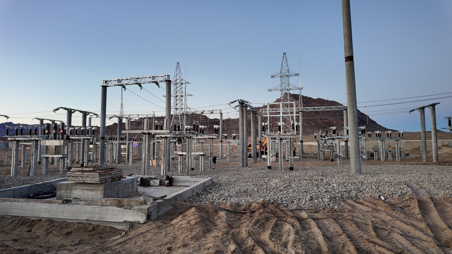 549169997 1095885639359634 7858672331987554790 N