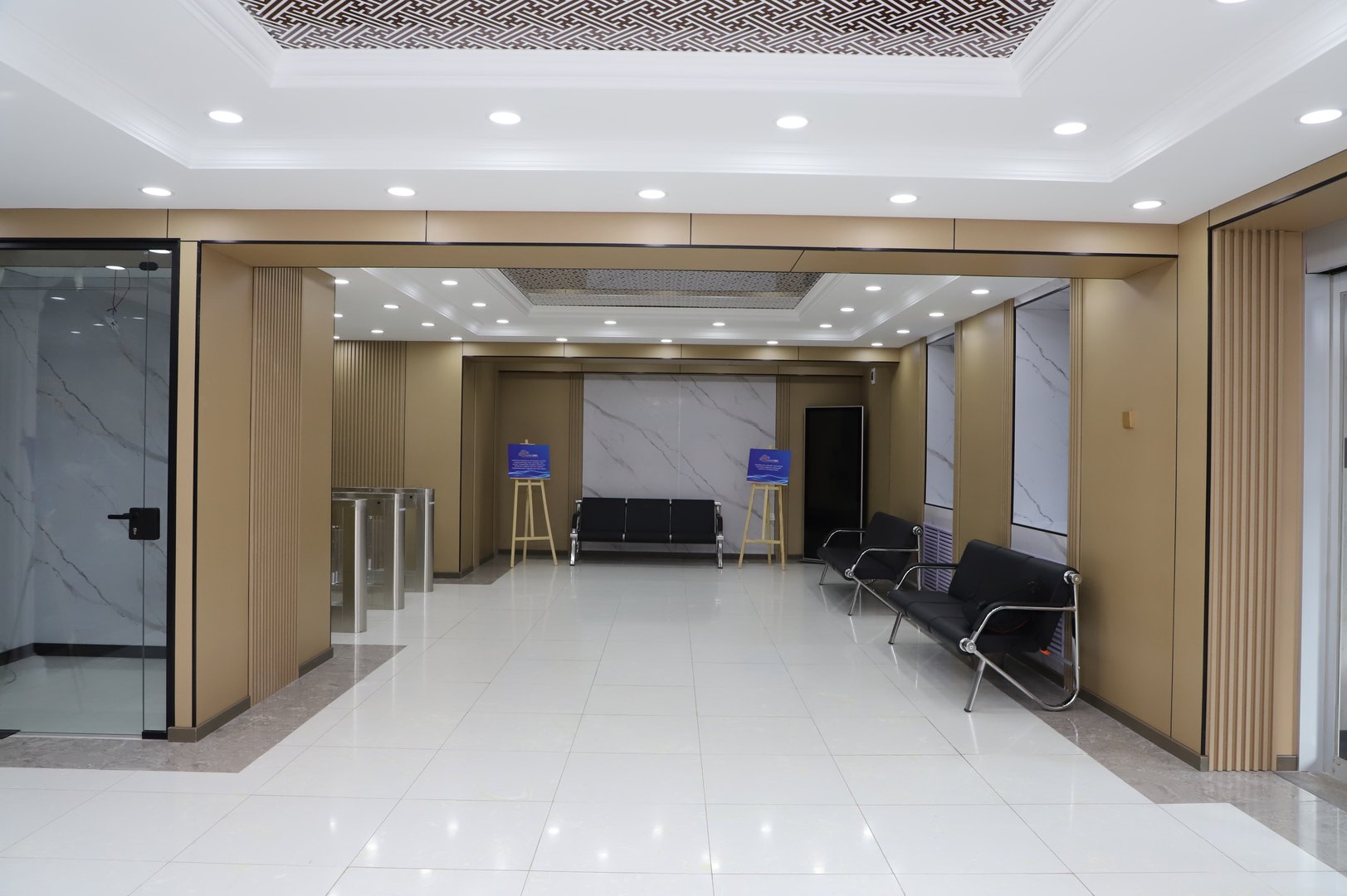 68Edf2C8E337Fe7967A304Ad Min