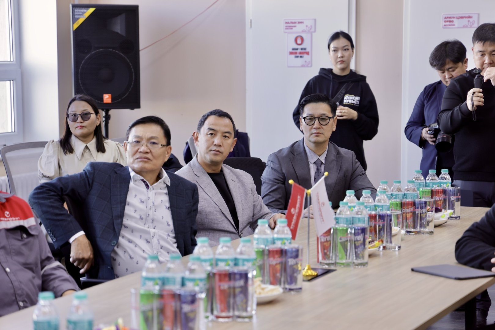 571253031 1131296842485180 4081934892711487741 N