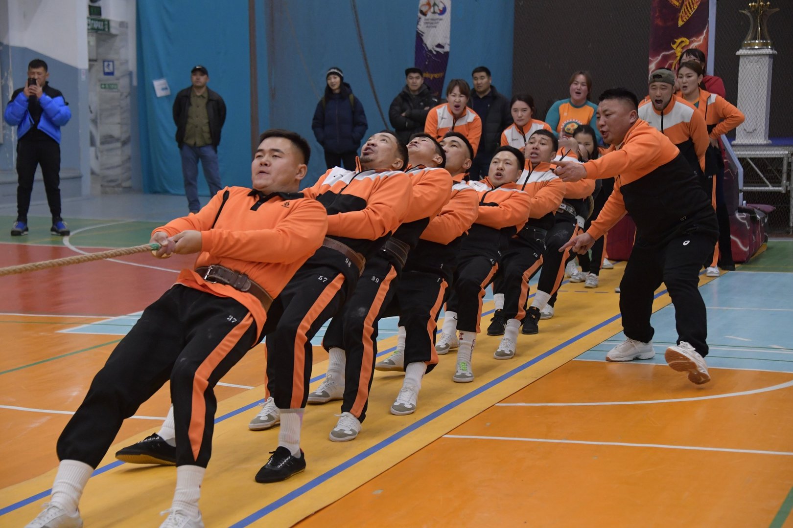 575201663 1294160262740863 2304778571400992868 N