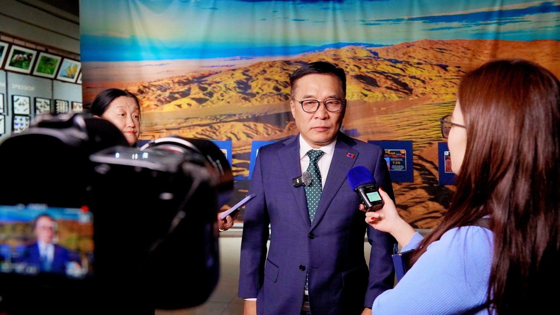 582606595 1256840856583681 4896532440544659505 N