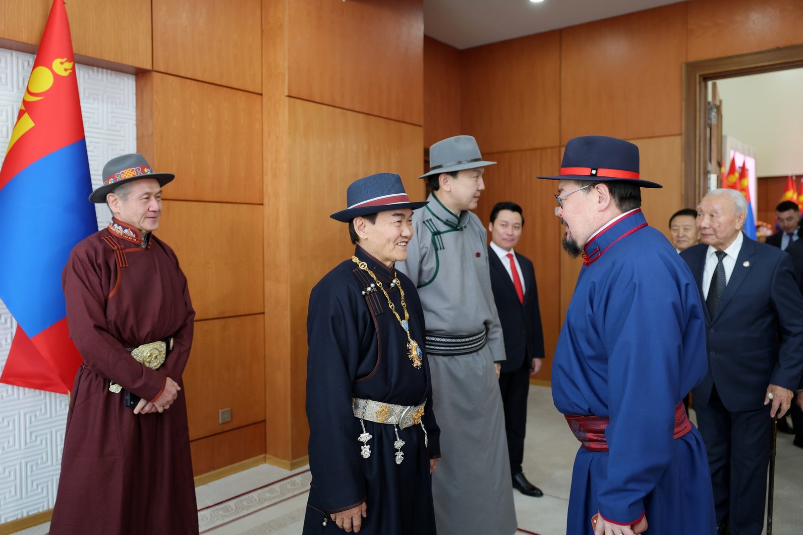 585756402 4244459482436357 7038240966043040303 N