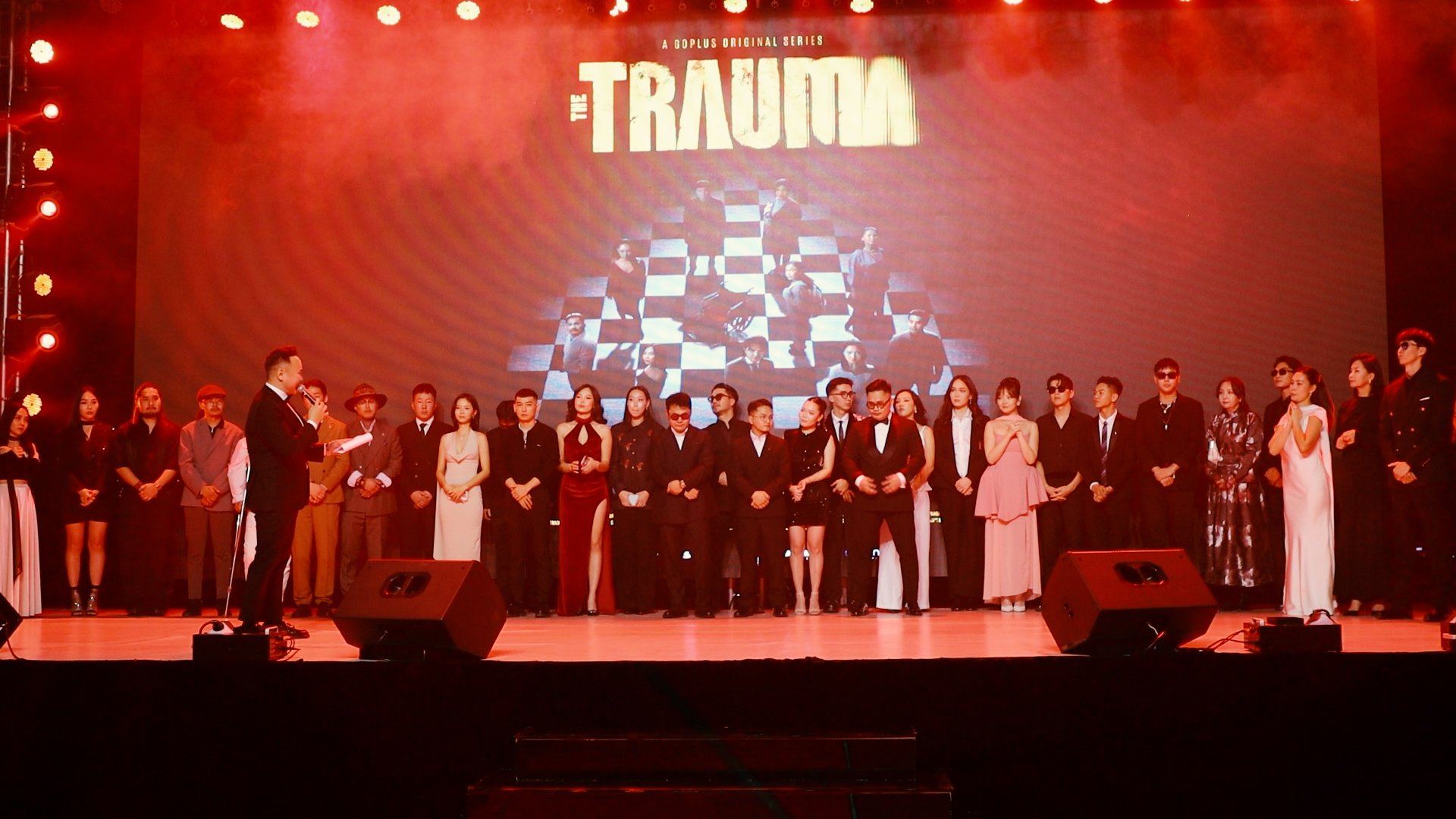 11.21.01 12 51 14.Still017