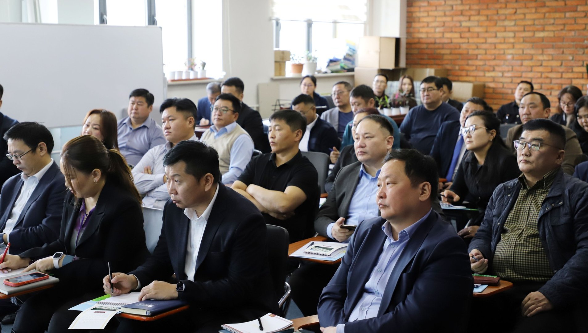 590748786 1264524975716245 1807011385008099996 N