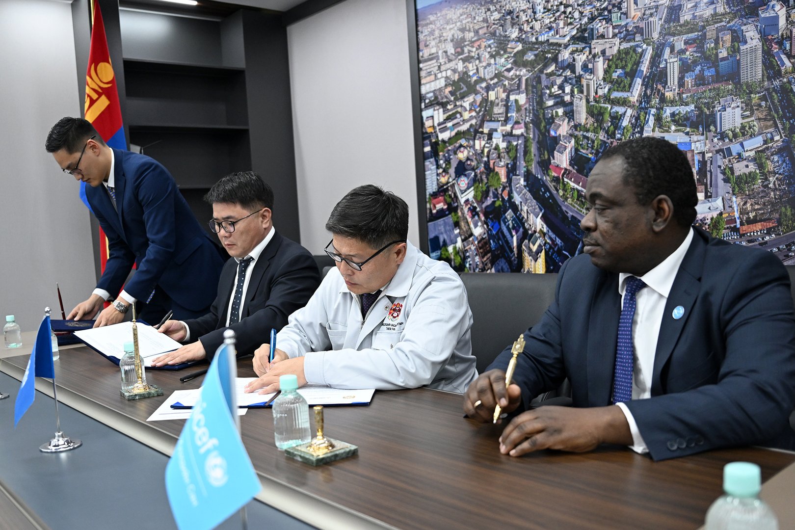 ac58311de3b74609ab19dbcffc945523