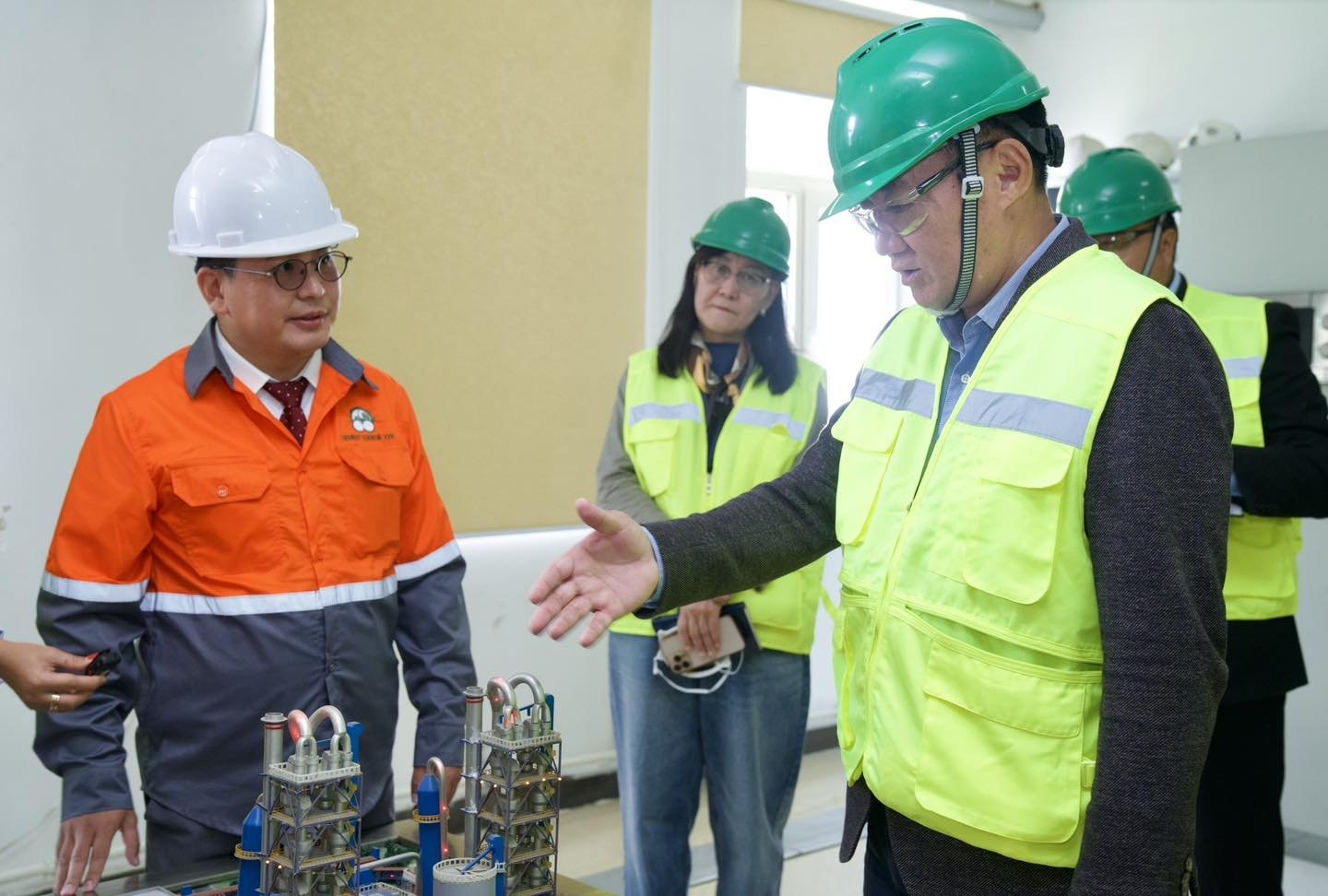 c6aa70a98f4649178749a9db08d09726