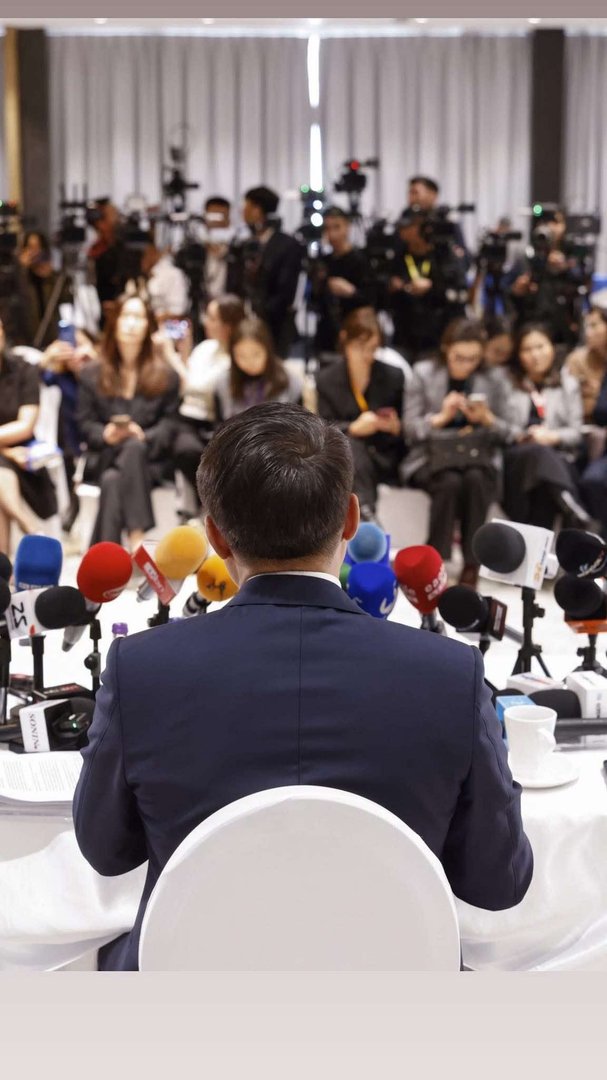 2745b30073b64dbab2cc5ff8cada7858